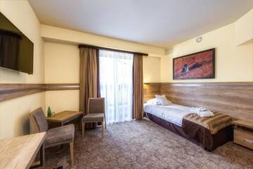 Фото номера Одноместный номер Апарт-отели Hotel &amp; SPA Czarny Groń г. Жики 2