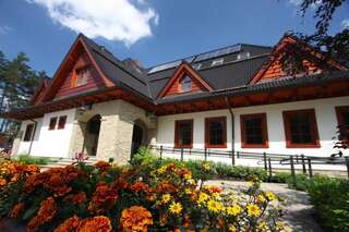 Фото Курортные отели Pokoje w Oberży Czarny Groń г. Жики